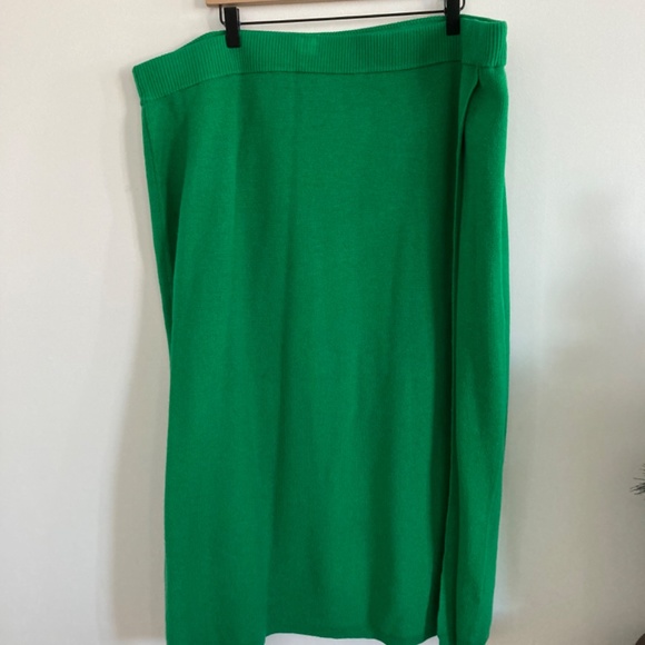 OBO LAST DAY Sending to ThredUp JCrew Green Merino wool faux wrap skirt size 3X - Picture 5 of 5